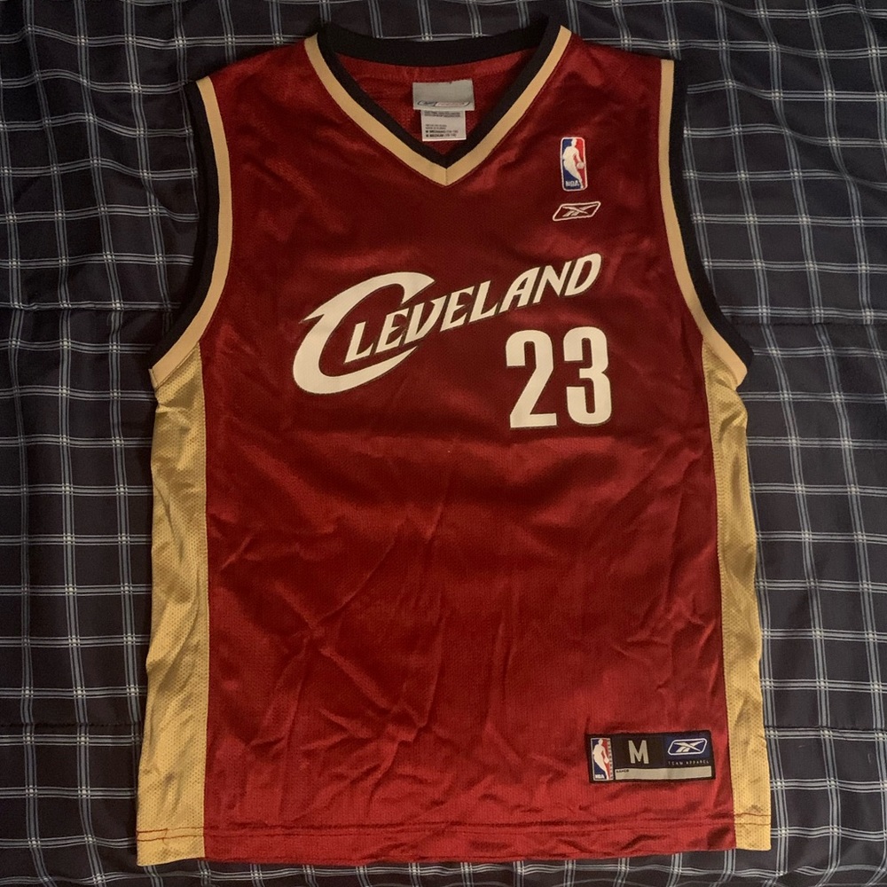 Lebron James -Cleveland Cavaliers jersey - Youth M